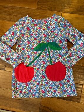 Mini Boden Floral Cherry Print Top in Blue, Red, Pink size 9/10